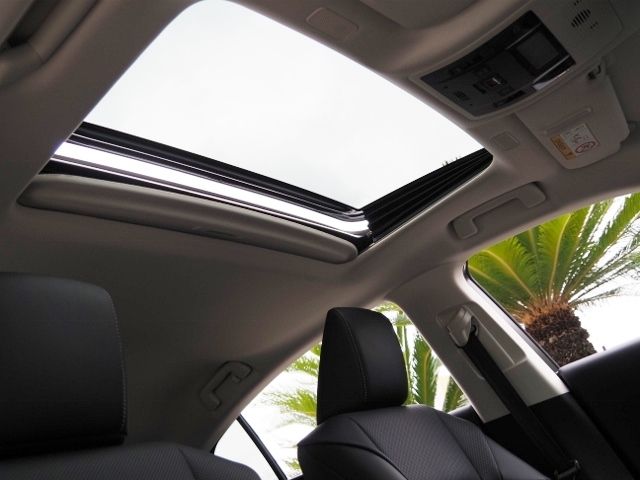 Lexus ES 2020-03 22452-9