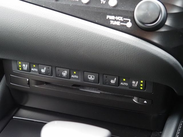 Lexus ES 2020-03 22452-26