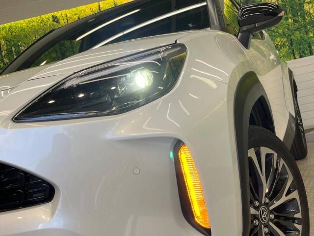 Toyota YARIS CROSS 2022-09 25065-13