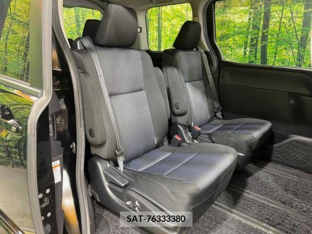 Toyota VOXY 2014-06 288925-11