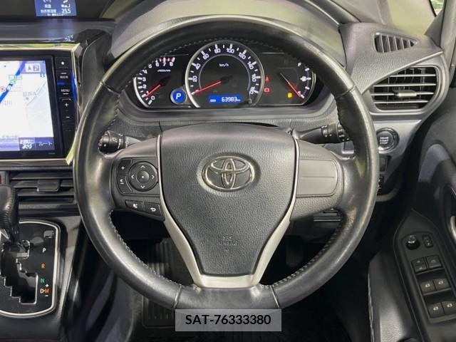 Toyota VOXY 2014-06 288925-9