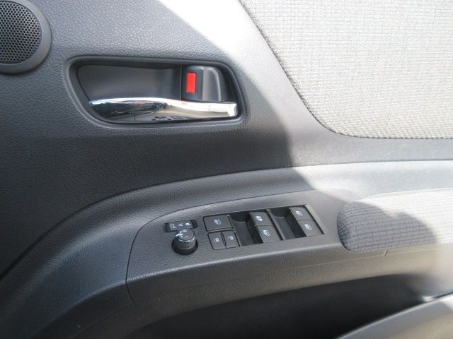 Toyota SIENTA 2022-05 15365-27
