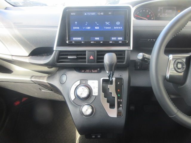 Toyota SIENTA 2022-05 15365-11