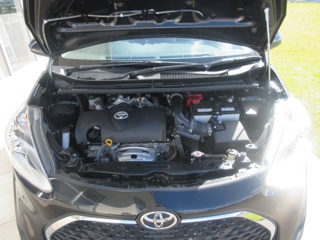 Toyota SIENTA 2022-05 15365-29
