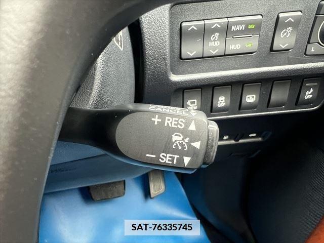 Lexus HS 2015-01 387913-25