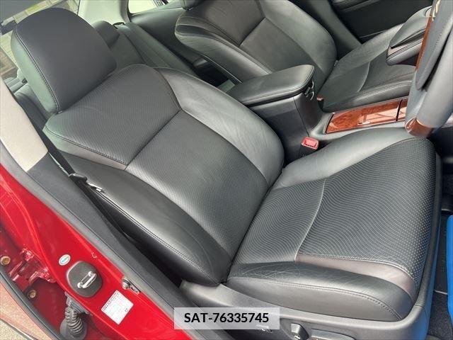 Lexus HS 2015-01 387913-11