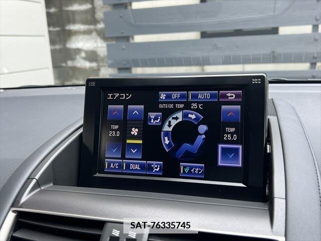Lexus HS 2015-01 387913-19