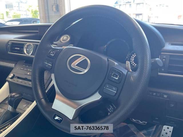 Lexus RC F 2015-10 362981-8