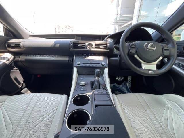 Lexus RC F 2015-10 362981-1