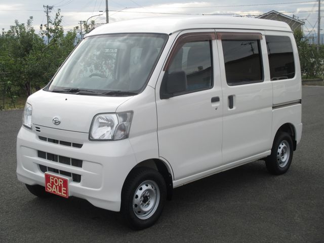 Daihatsu HIJET CARGO 2015-08 23555-0