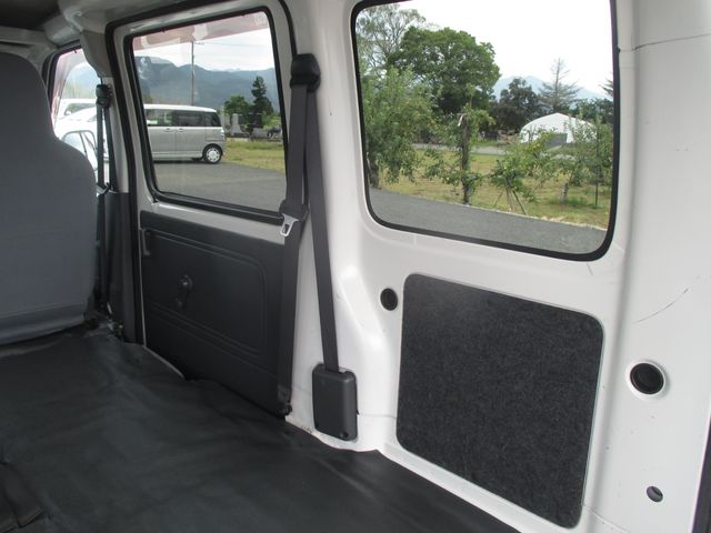 Daihatsu HIJET CARGO 2015-08 23555-10