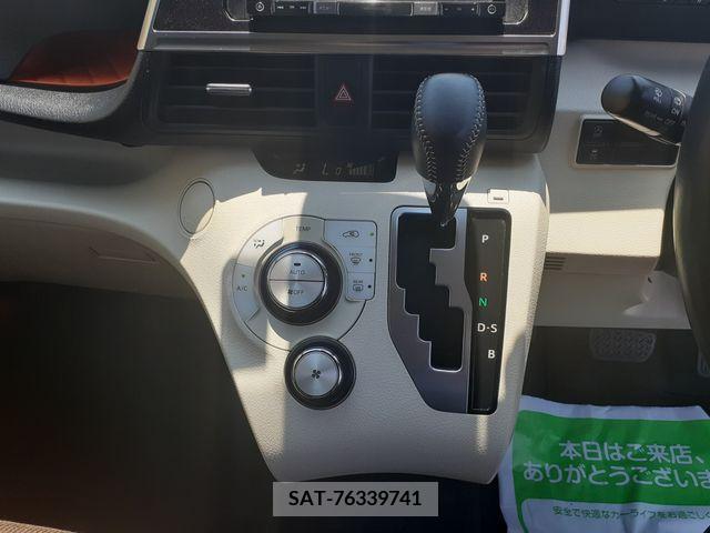 Toyota SIENTA 2017-06 314686-27