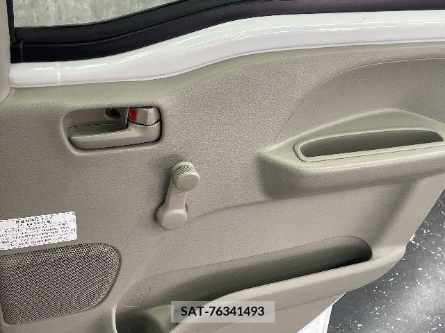 Nissan CLIPPER 2017-09 255557-15