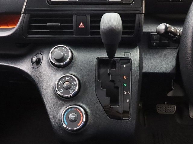 Toyota SIENTA 2021-03 4703-12