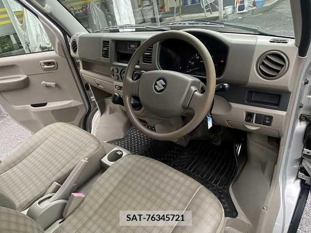 Suzuki EVERY 2014-07 301773-27