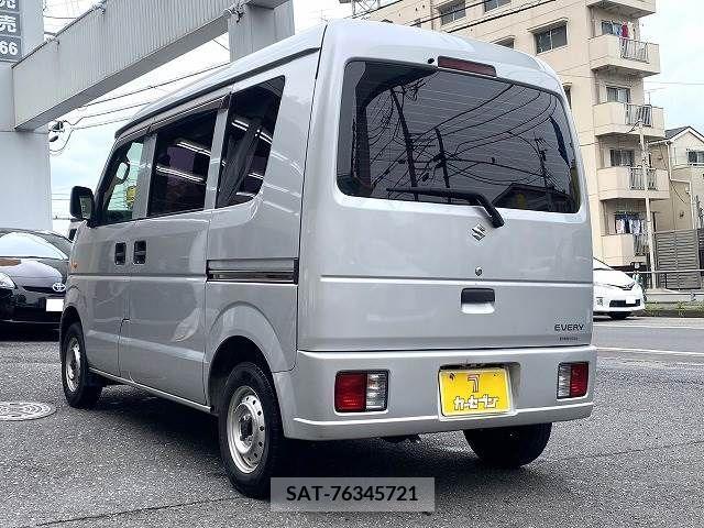 Suzuki EVERY 2014-07 301773-2