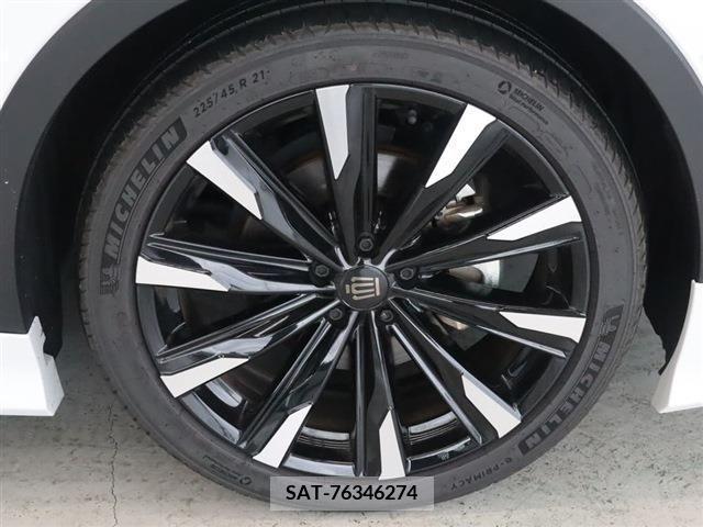 Toyota CROWN 2023-05 396120-6
