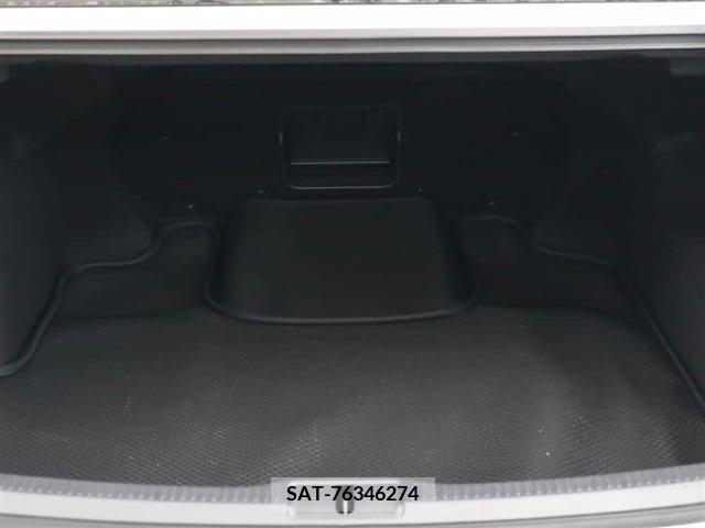 Toyota CROWN 2023-05 396120-17