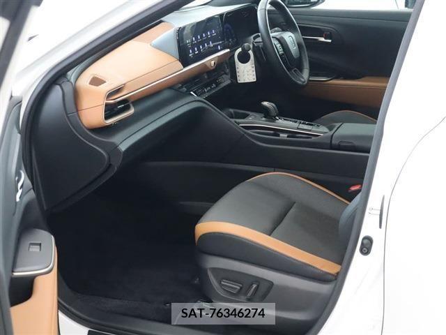 Toyota CROWN 2023-05 396120-14