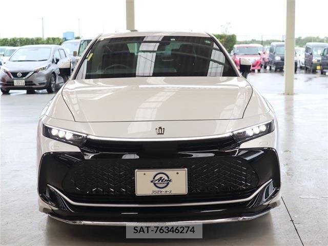 Toyota CROWN 2023-05 396120-19