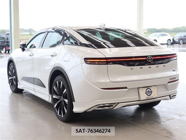 Toyota CROWN 2023-05 396120-22