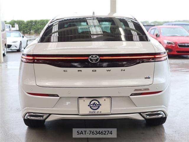 Toyota CROWN 2023-05 396120-21