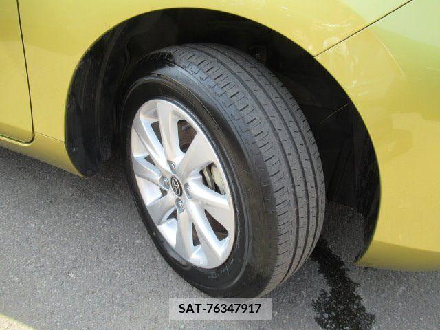 Toyota AQUA 2021-09 356093-7