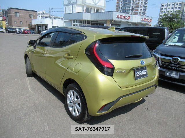 Toyota AQUA 2021-09 356093-4