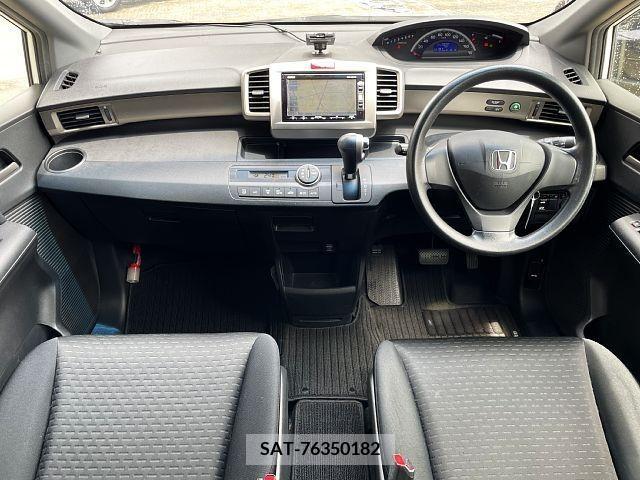 Honda FREED SPIKE 2012-01 271995-1