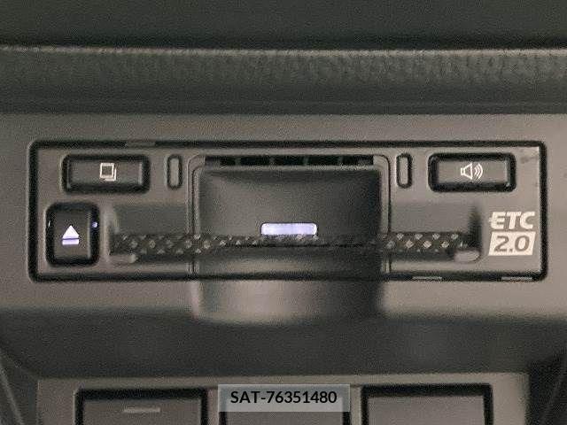 Toyota PRIUS 2023-03 366562-8