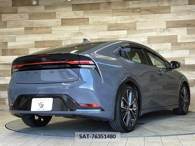 Toyota PRIUS 2023-03 366562-16
