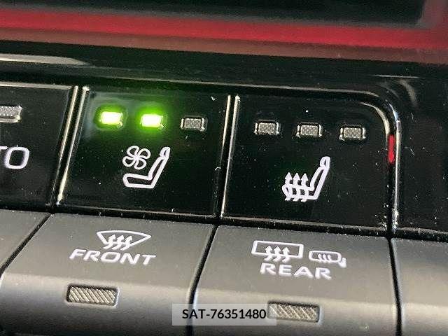 Toyota PRIUS 2023-03 366562-4