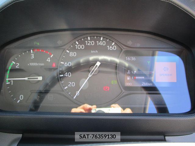 Hino DUTRO 2023-10 296677-7
