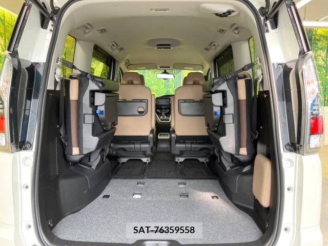 Nissan SERENA 2019-04 211287-11