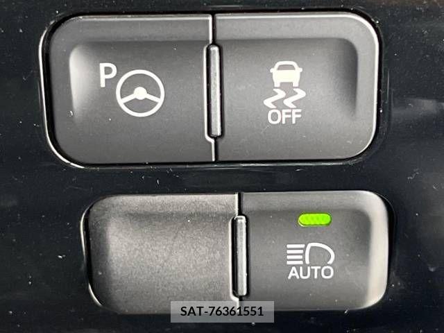 Toyota PRIUS 2018-10 366637-6