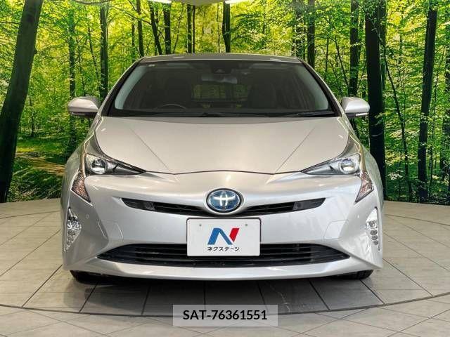 Toyota PRIUS 2018-10 366637-14