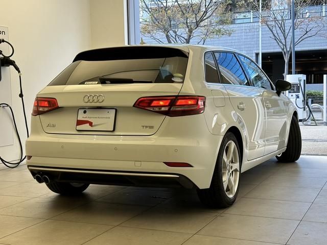 Audi A3 2017-09 188450-1
