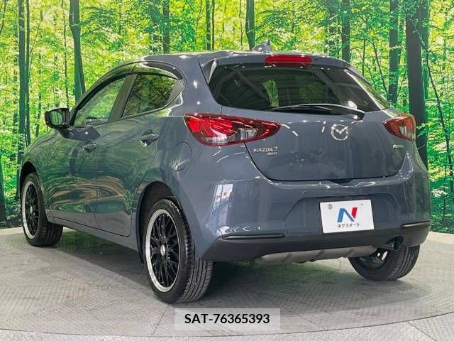 Mazda MAZDA2 2022-02 276396-17
