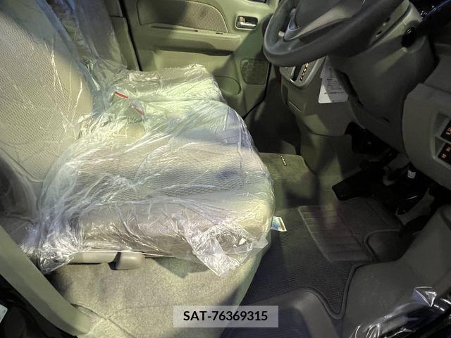 Suzuki EVERY WAGON 2023-06 297762-3