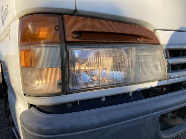 Isuzu ELF TRUCK 2002-08 1311-9