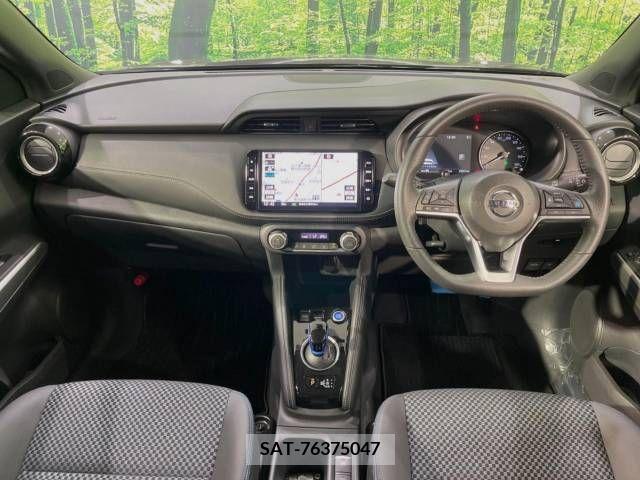 Nissan KICKS 2021-06 226383-1