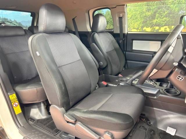 Toyota FJ CRUISER 2016-09 183233-8