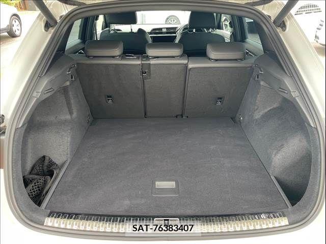 Audi Q3 2021-03 261282-17