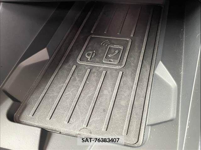 Audi Q3 2021-03 261282-10