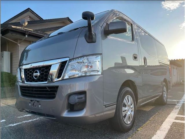 Nissan NV350 Caravan 2014-06 19060-3