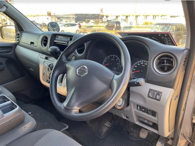 Nissan NV350 Caravan 2014-06 19060-12