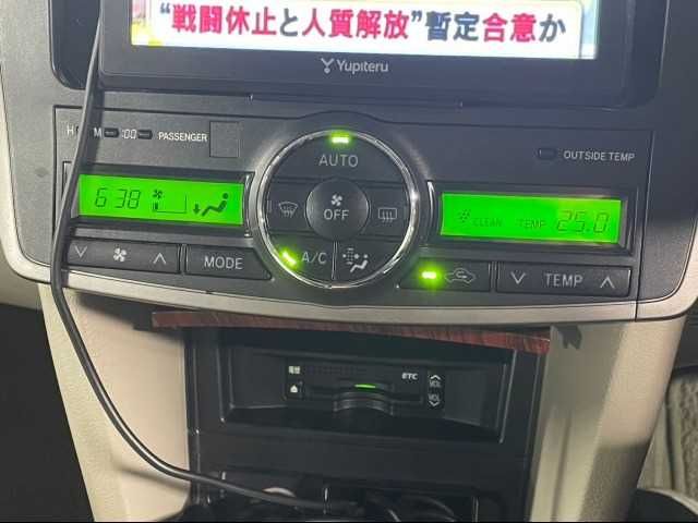 Toyota PREMIO 2014-10 182202-6
