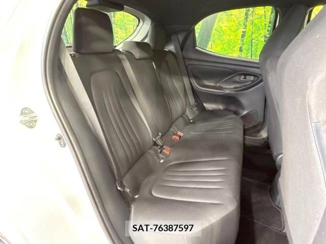 Toyota YARIS 2022-02 218165-9