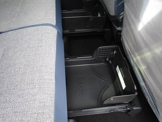 Daihatsu MOVE CANBUS 2022-10 5555-26