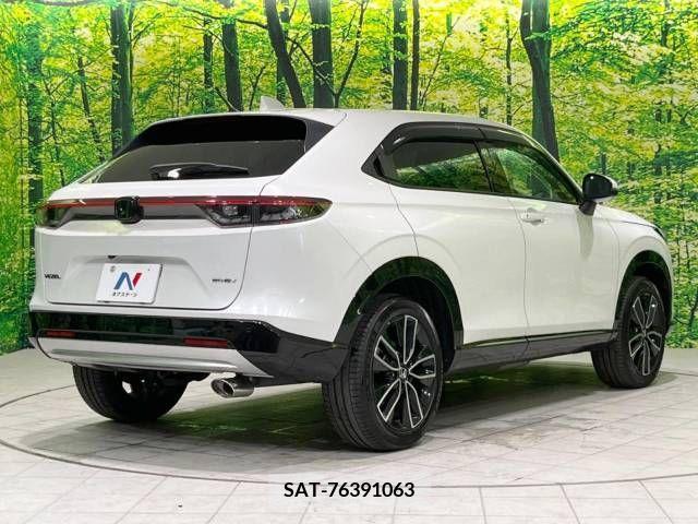 Honda VEZEL 2022-04 348294-17